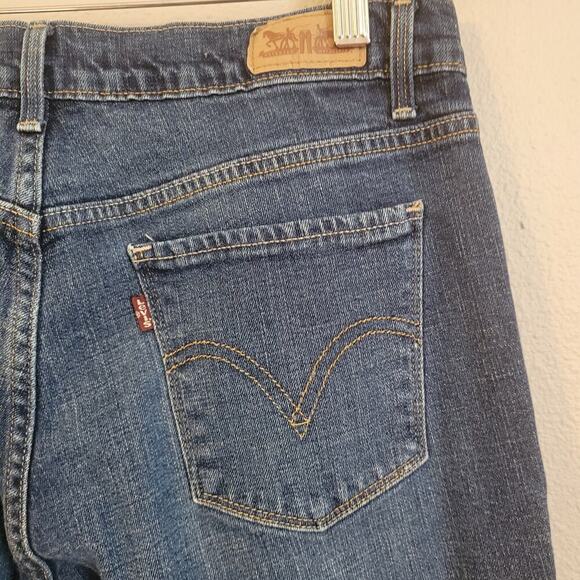 Levis 515 Bootcut Denim Jeans Womens 8 Red Tab Mid Rise Medium Wash - Picture 3 of 7